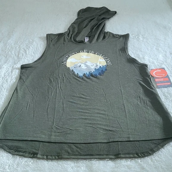 Guru Active🏃‍♀️ "Adventure is Calling"🚵‍♀️ Muscle💪Tee👕 with Hood - NWT - Picture 13 of 14